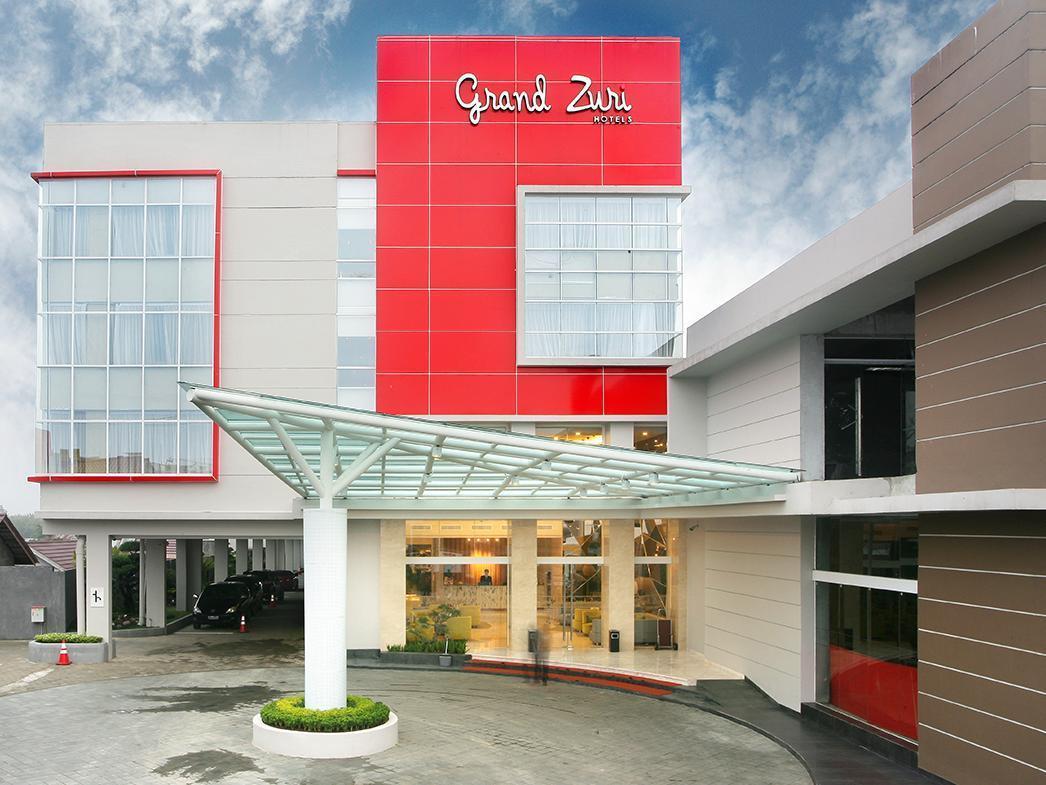 Hotel Grand Zuri Muara Enim Экстерьер фото
